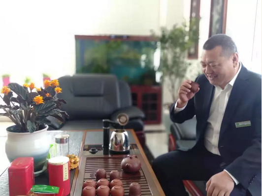 董事長致辭(圖1) 董事長致辭(圖1)